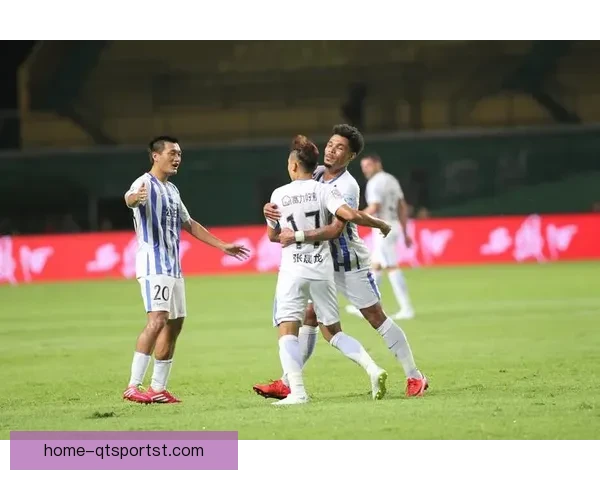 东法夫郡2-2斯坦豪斯摩尔精彩对决 双方互交白卷难分胜负